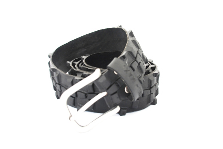 Opasek Ný z cyklo pláště horského kola