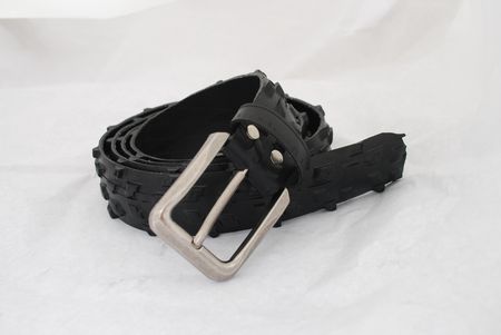 Opasek Ksí z cyklo pláště horského kola